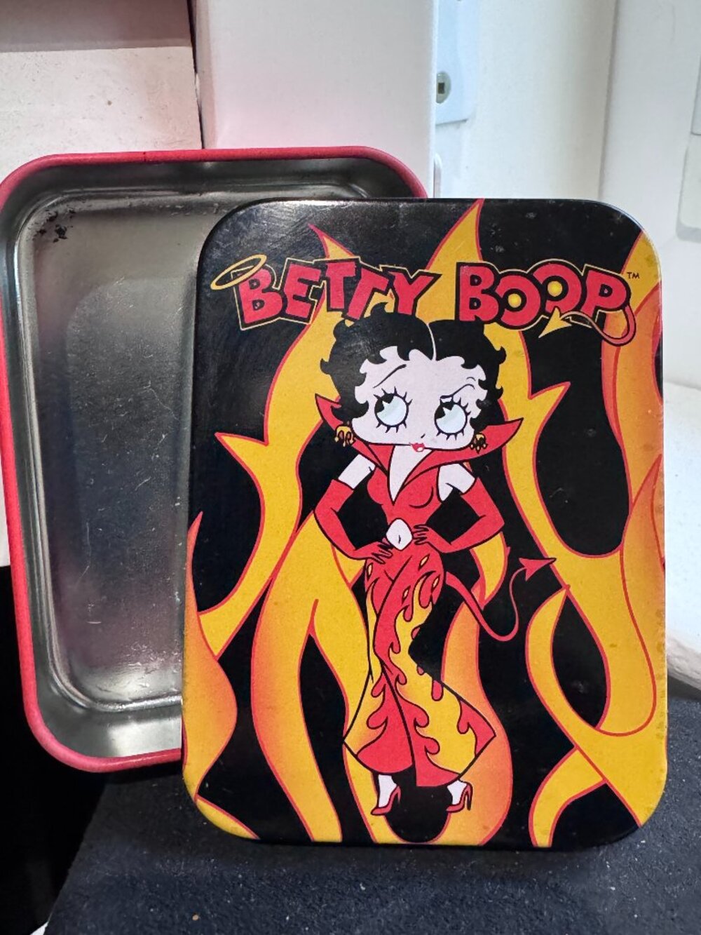 ✨HOST PICK✨ 🔥🖤 Vintage Betty Boop Devil Tin – Retro Sass with Fiery Attitude